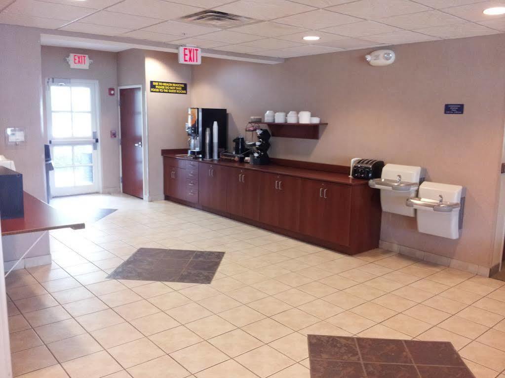Microtel Inn By Wyndham Rogers Extérieur photo